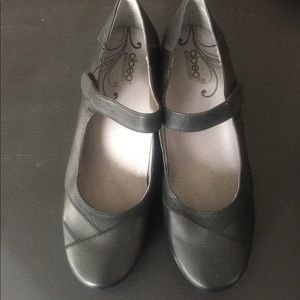 Abeo platform Mary Janes